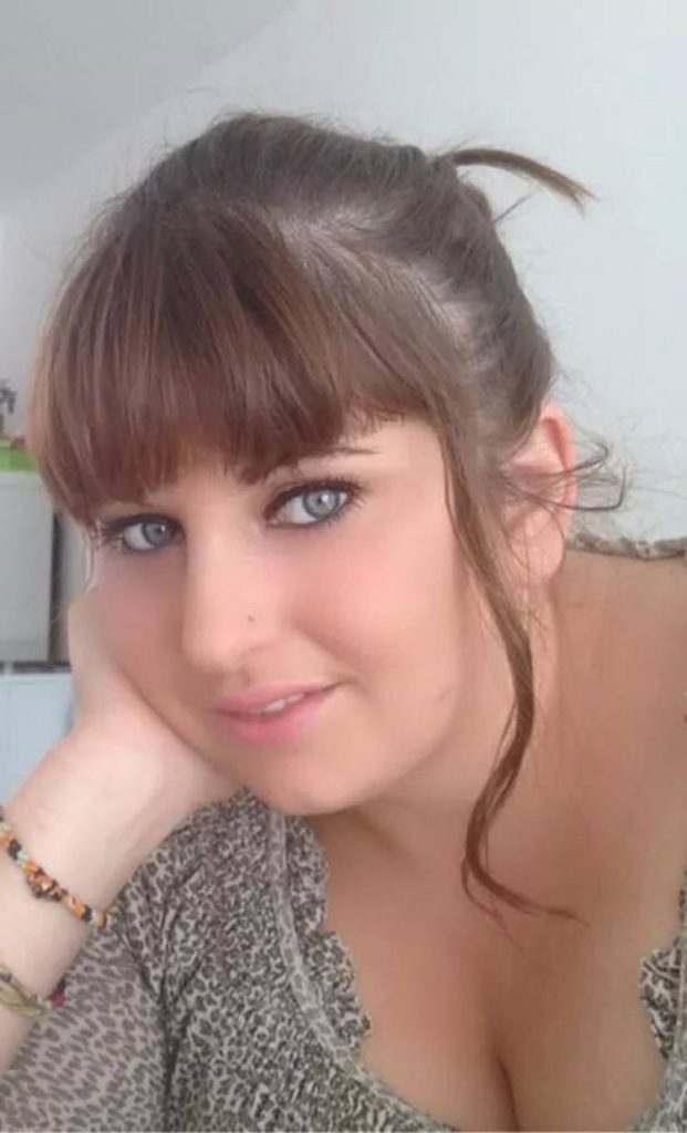 Tu veux être mon pote de baise ? Jolie fille ronde célibataire cherche copain de sexe